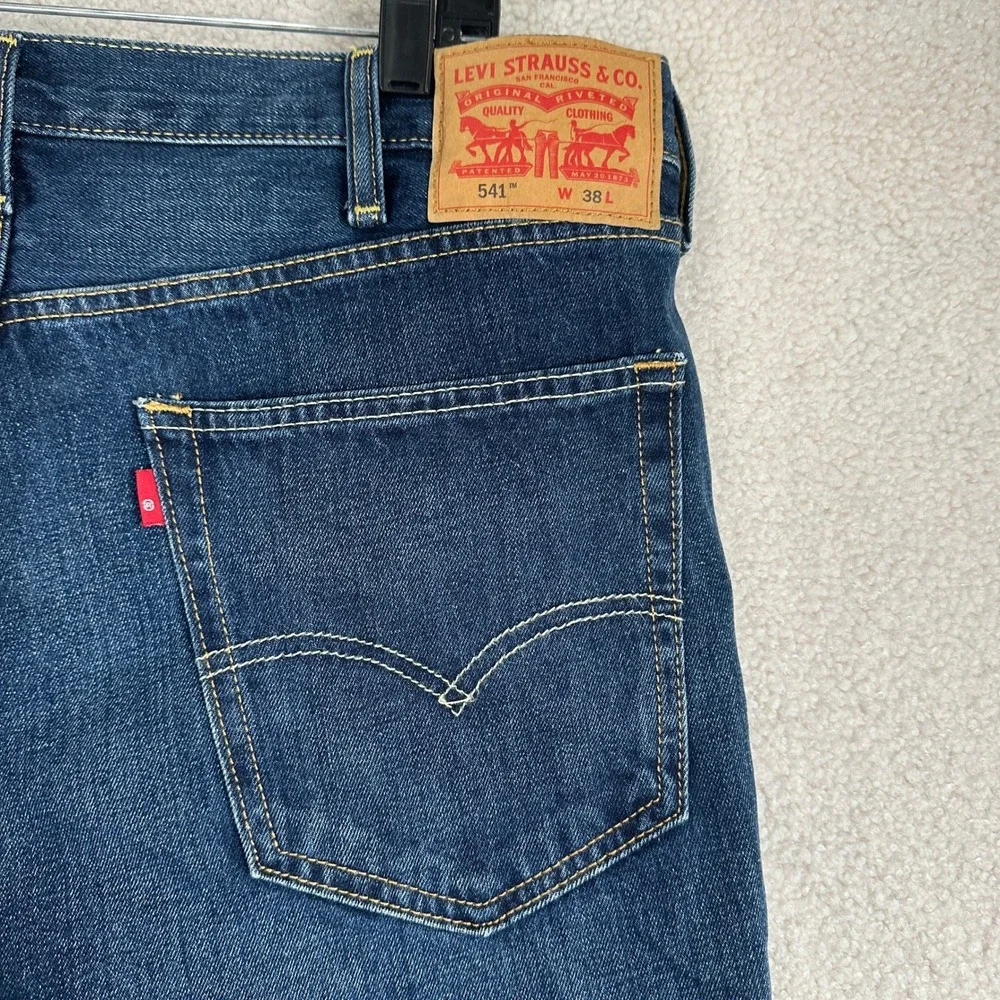 Levi's 541 Athletic Taper Denim Shorts Mens 38 Blue Casual Classic Jorts